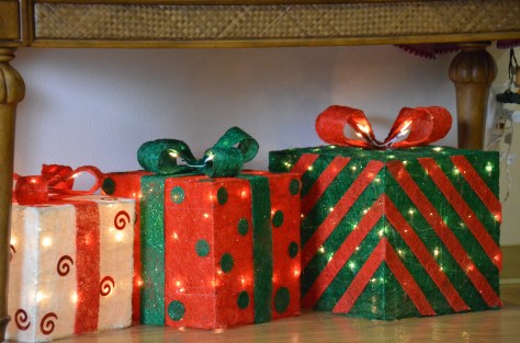 December 18, 2012 #223 - Nice gift decorations