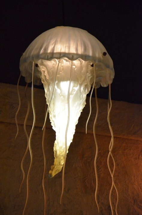 Some of the fun lighting in the resturant