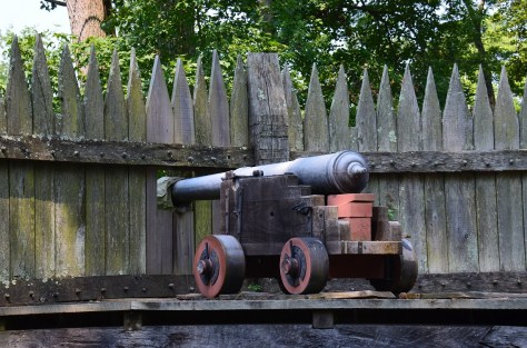 Cannon to protect the settlement